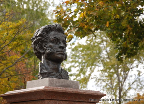 Alexandre Pouchkine, Allée des poètes, parc de l’Esplanade, Québec