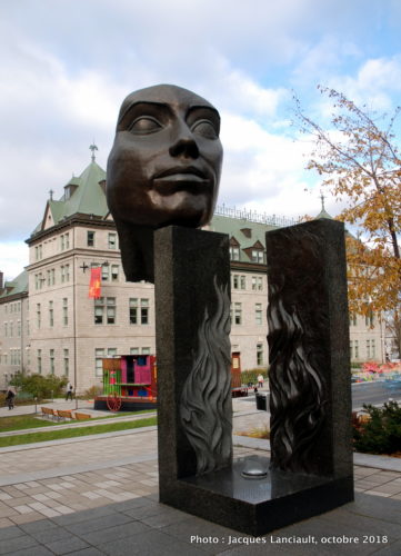 Monument aux frères éducateurs, Québec