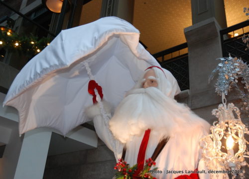 Père Noël bavarois, parcours des pères Noël du Centre de commerce mondial de Montréal