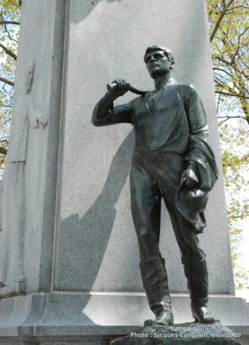 Monument au curé Labelle, Alfred Laliberté place Curé-Labelle, Saint-Jérôme, Québec