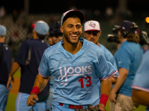 Abraham Toro-Hernandez, Hooks de Corpus Christi