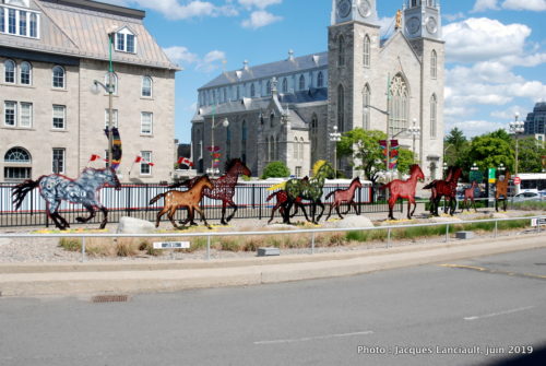 Chevaux au galop, Joe Fafard, Musée des beaux-arts du Canada, Ottawa, Ontario