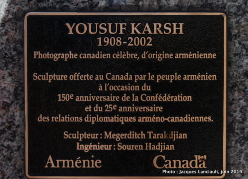Monument Yousuf Karsh, Ottawa, Ontario