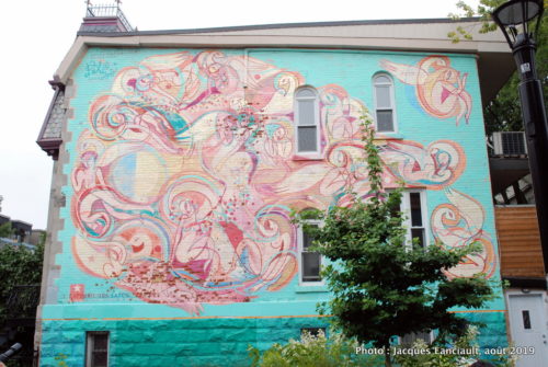 L’euphorie des sages, rue de Bullion, Montréal, Québec