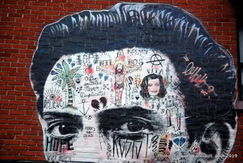 Young Dalí, rue de Bullion, Montréal, Québec