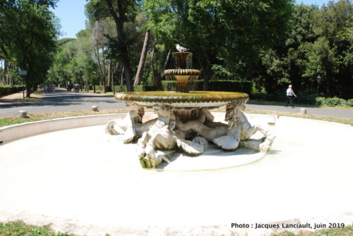 Fontana dei Cavalli Marini, Parc de la Villa Borghese, Rome, Italie