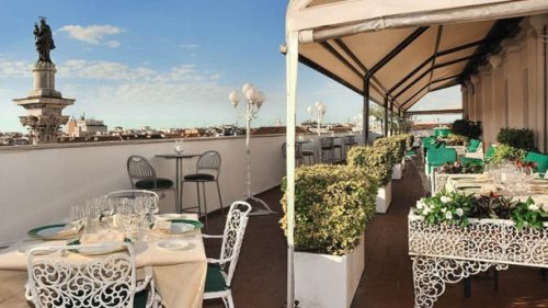 Terrazza dei Papi, Mecenate Palace Hotel, Rome, Italie