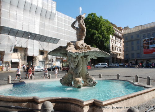 Fontana del Tritone, Rome, Italie