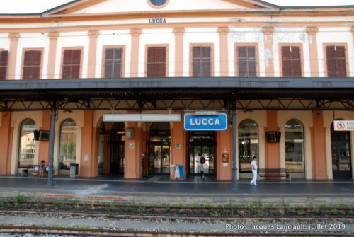 Gare ferroviaire, Lucques, Italie