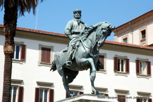Statue équestre de Giuseppe Garibaldi, piazza Garibaldi, Pistoia, Italie