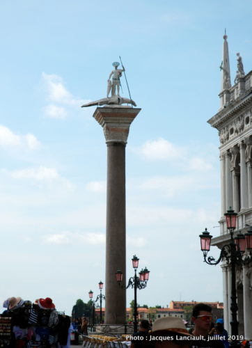 Colonne de Saint-Théodore, piazza San Marco, Venise, Italie