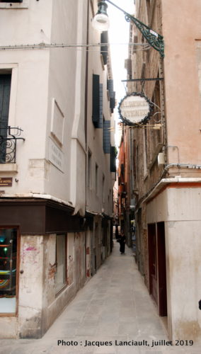 Petite allée, Venise, Italie