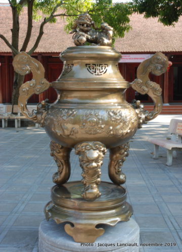 Temple Do, Dinh Bang, Vietnam
