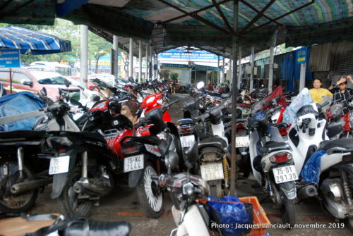Marché Dong Ba, Hué, Vietnam