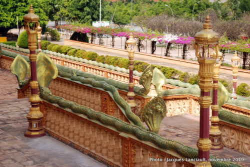 Centre de méditation bouddhiste Vipassana Dhura, Oudong, Cambodge