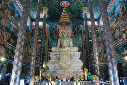 Centre de méditation bouddhiste Vipassana Dhura, Oudong, Cambodge