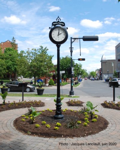 Horloge de la place Lagoa, Sainte-Thérèse, Québec