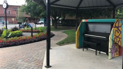 Piano public, Sainte-Thérèse, Québec