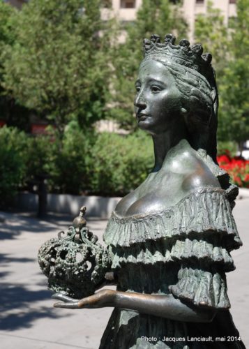 Eugenia de Montijo, Avenida de la Constitución, Grenade, Andalousie, Espagne