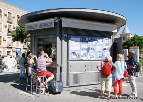 Kiosko de Calentitos de La Macarena, Séville, Andalousie, Espagne
