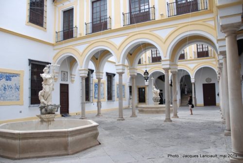 Patio, Hospital de la Santa Caridad, Séville, Andalousie, Espagne