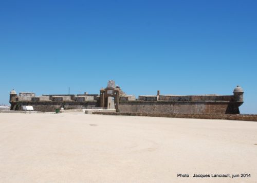 Phare, Castillo de San Sebastián, Cádiz, Andalousie, Espagne