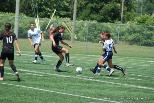 24 juillet 2021 - Blainville c. Monteuil - Première ligue de soccer juvénile du Québec (UF13)