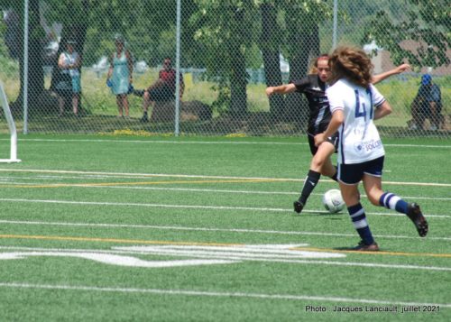 24 juillet 2021 - Blainville c. Monteuil - Première ligue de soccer juvénile du Québec (UF13)