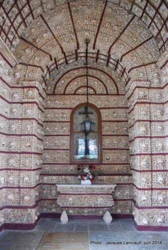 Capela dos ossos, Faro, Portugal