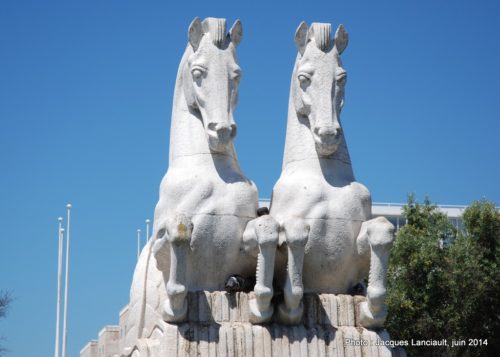 Hypocampe, Jardim da Praça do Império, Lisbonne, Portugal