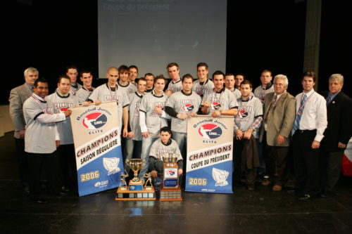 Ducs de Longueuil 2006 - champions de la saison régulière et des séries éliminatoires dans la LBÉQ