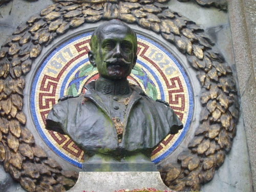 Monument au docteur Carlos Franca, Sintra, Portugal