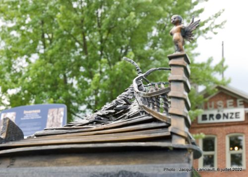 Société de consommation par Patrick Leduc, Inverness, Québec