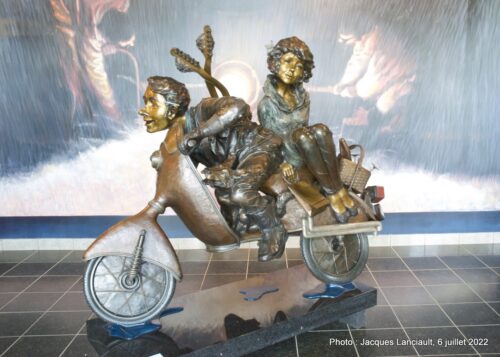 Sculpture de Marie-Claude Demers, Musée du bronze, Inverness, Québec