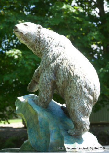 L’ours Polaire, Denis Douville, Inverness, Québec