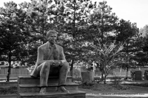 L’exil vaut le voyage, Robert Langevin, Montréal, Québec