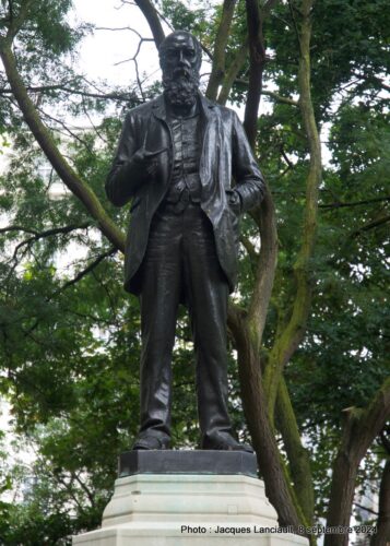 Mémorial de Sir Wilfrid Lawson, Victoria Embankment Gardens, Londres, Royaume-Uni