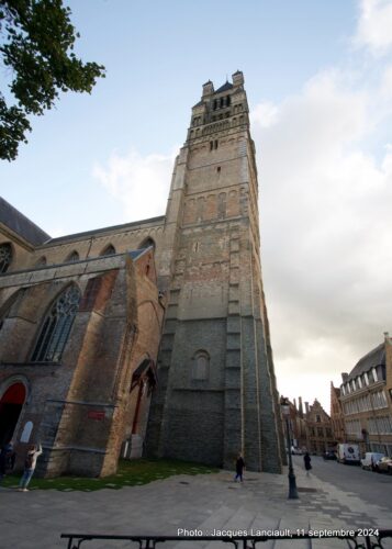 Clocher, Cathédrale du Saint-Sauveur, Bruges, Belgique