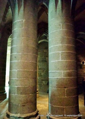 Crypte des Gros piliers, abbaye du Mont-Saint-Michel, France