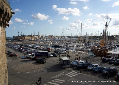 Chemin de ronde, Saint-Malo, Bretagne, France