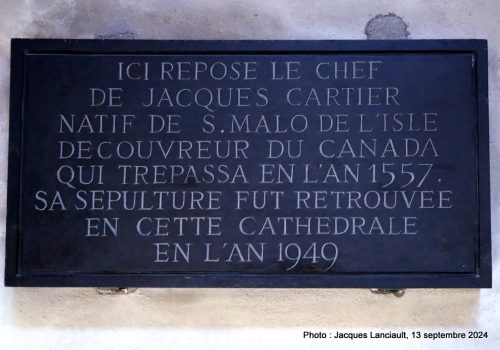 Tombe de Jacques Cartier, cathédrale Saint-Vincent, Saint-Malo, Bretagne, France