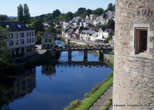 Rivière Oust, château de Josselin, Bretagne, France