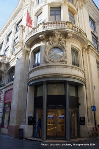 Galeries Lafayette, rue Sainte-Catherine, Bordeaux, Nouvelle-Aquitaine, France