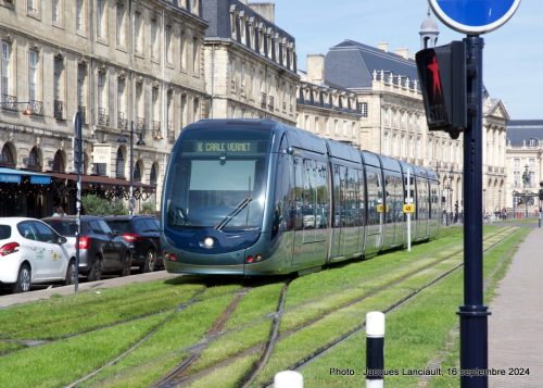 Tramway, Bordeaux, Nouvelle-Aquitaine, France
