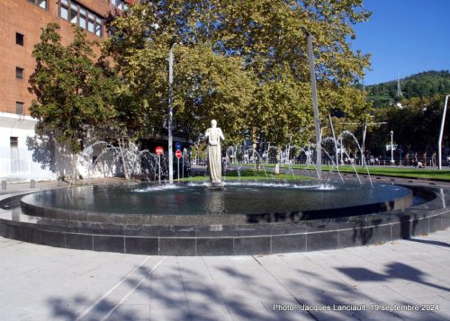 Fontaine de Melpomène, Paseo de Uribitarte, Bilbao, Espagne
