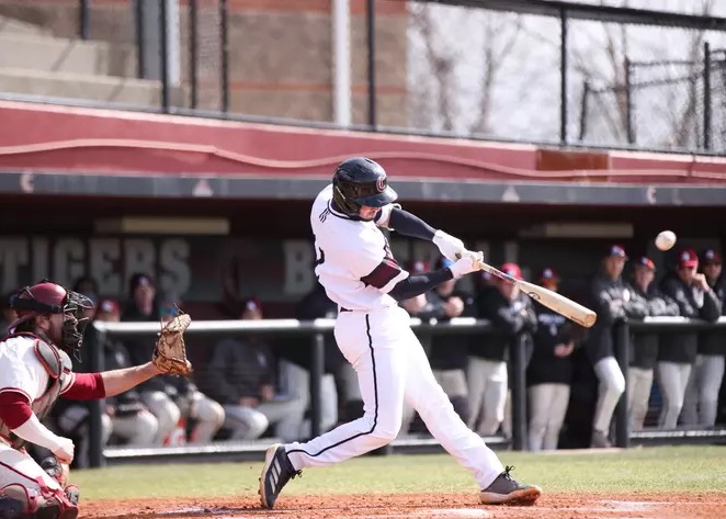 Anthony Gilbert, Université Campbellsville, NAIA