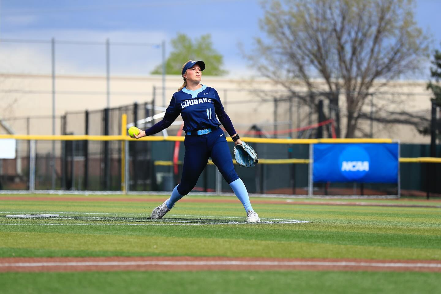 Emma Duncan remporte sa 20e victoire au premier match du championnat régional de la NCAA!