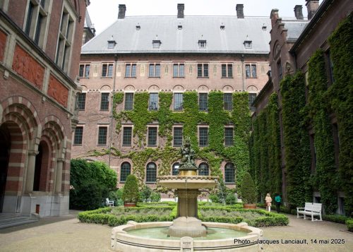 Cour intérieure, Hôtel de Ville, Rotterdam, Pays-Bas