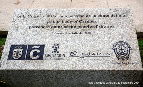 Statue-fontaine à la Virgen del Carmen, La Coruña, Galice, Espagne