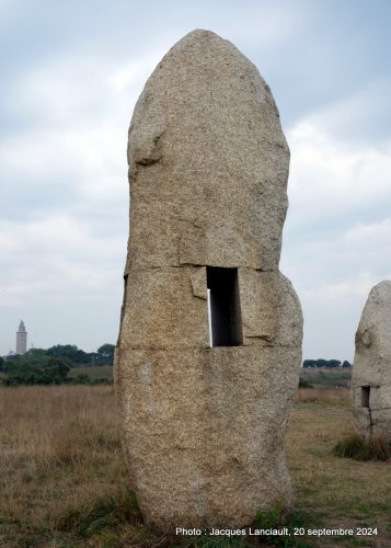 Los Menhires, parc sculptural de la Torre de Hércules, La Coruña, Espagne